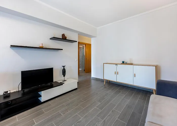 Apartament T1 Da Rocha Cp1- 400m Da